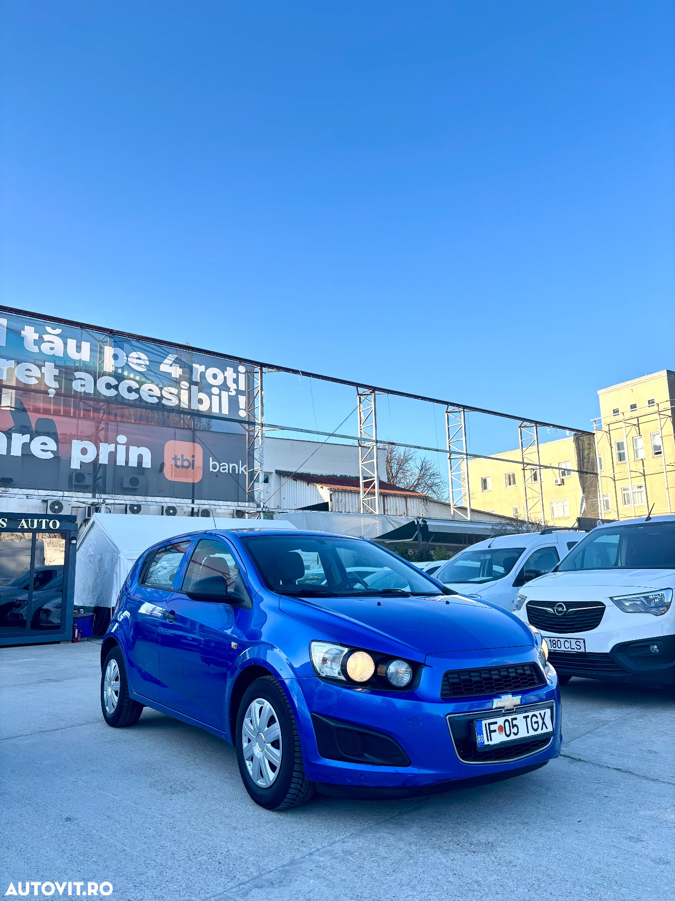 Chevrolet Aveo 1.2i BASE - 2