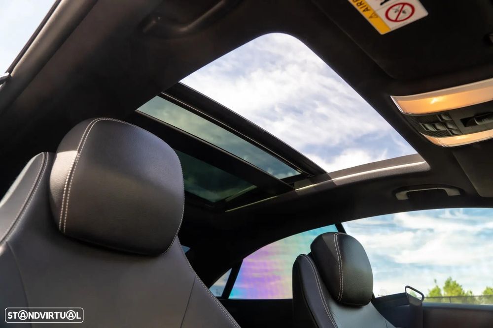 Mercedes-Benz E 220 CDi Elegance BE Auto. - 23