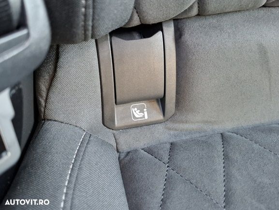 Volkswagen Golf 2.0 TDI Style - 29