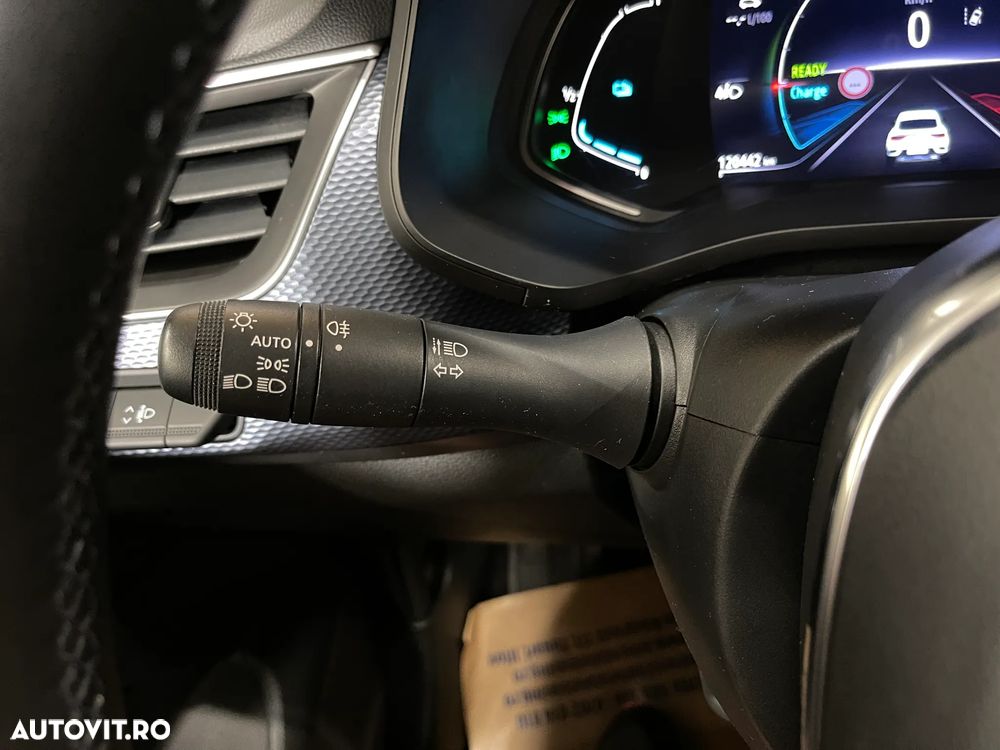 Renault Arkana E-TECH 145 Evolution - 22