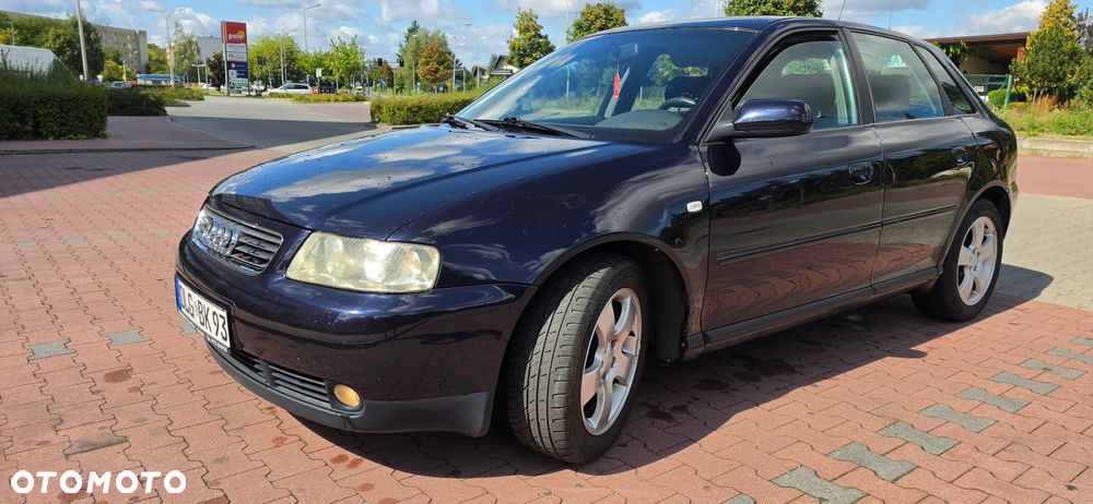 Audi A3 Sportback 1.6 Attraction - 2