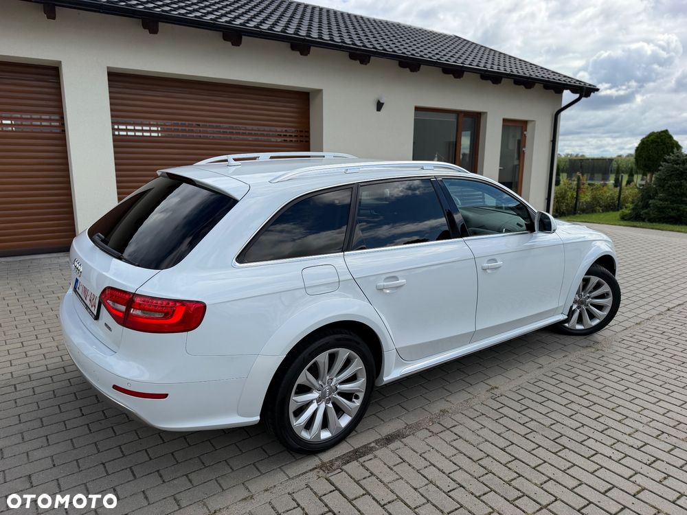 Audi A4 Allroad 2.0 TDI Quattro - 12