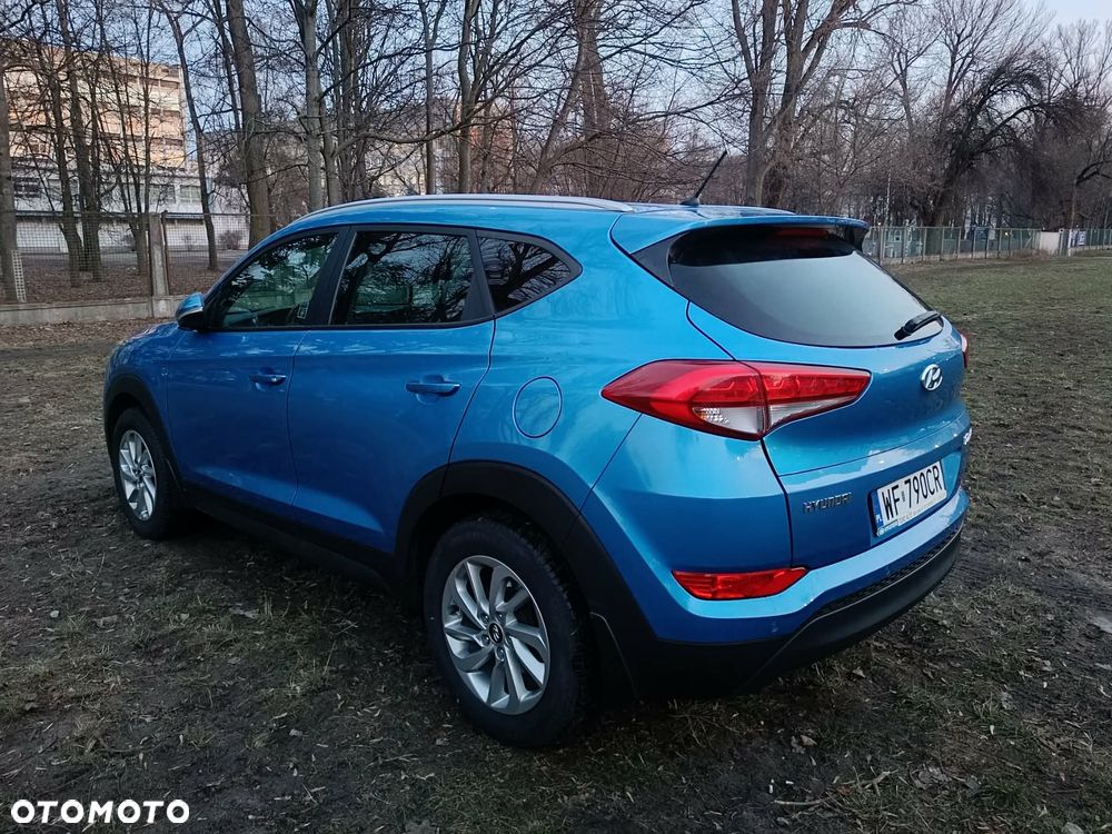 Hyundai Tucson 1.6 GDI BlueDrive GO 2WD - 16