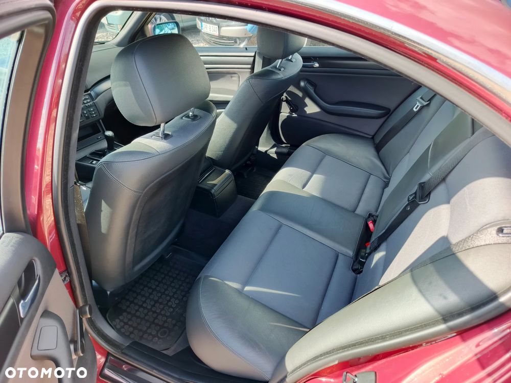 BMW Seria 3 316i - 8