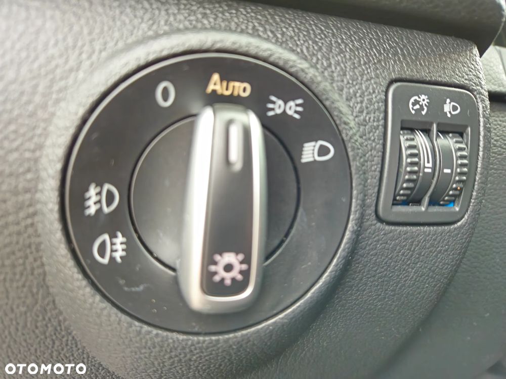 Volkswagen Tiguan 2.0 TDI SCR BlueMotion Technology Sport & Style - 13