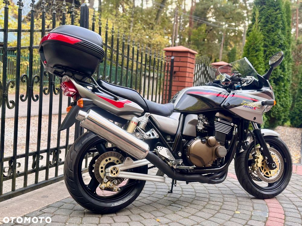 Kawasaki ZXR - 4