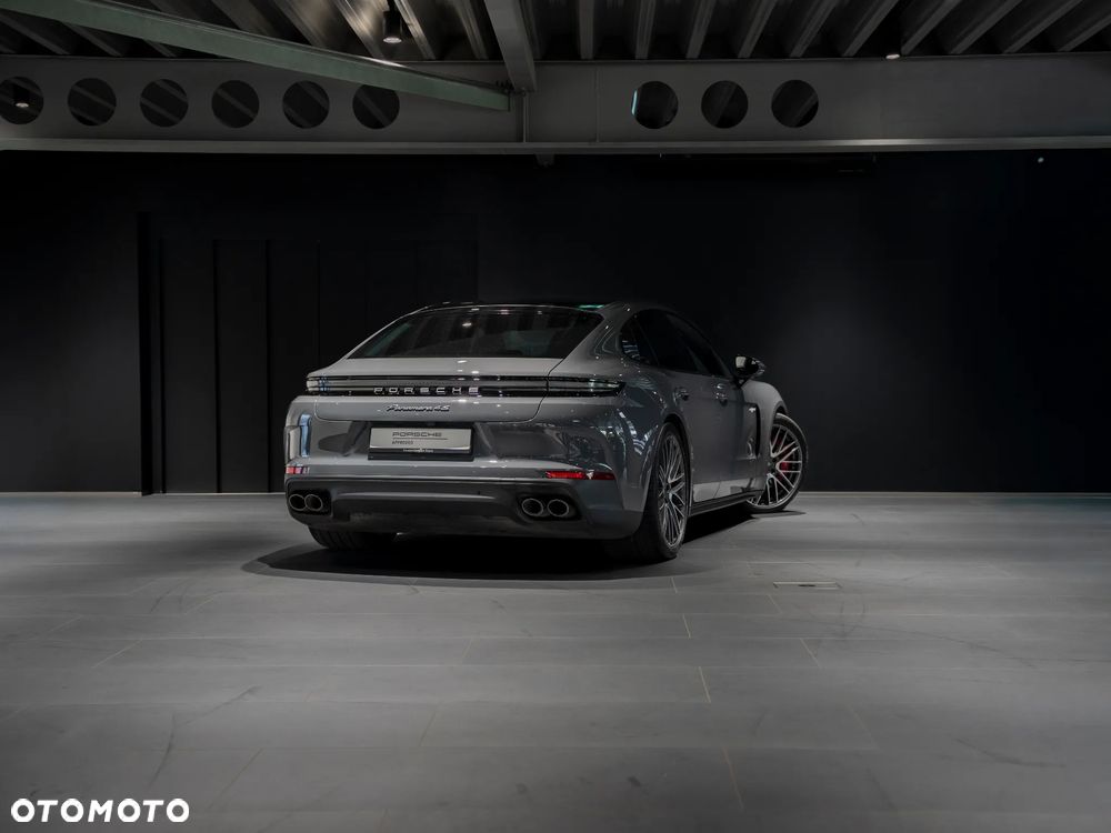 Porsche Panamera 4S E-Hybrid - 5