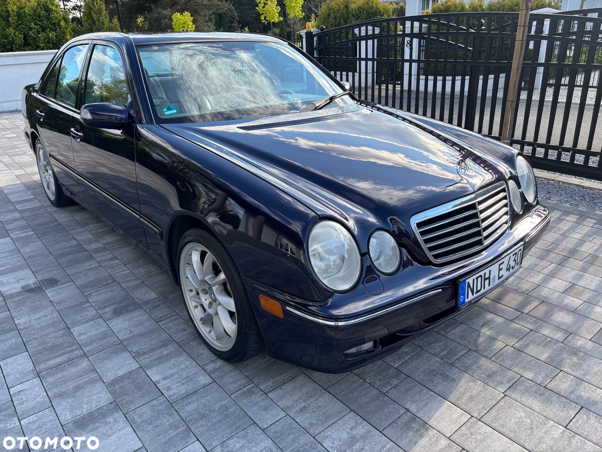 Mercedes-Benz Klasa E - 9