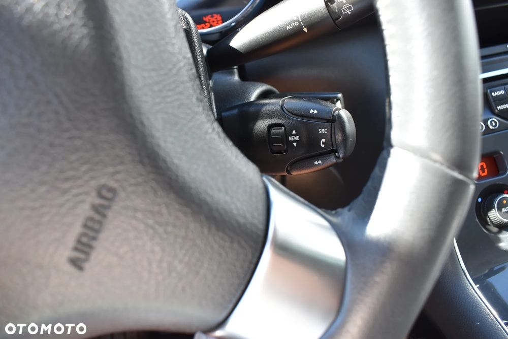 Peugeot 3008 2.0 HDi Allure - 29