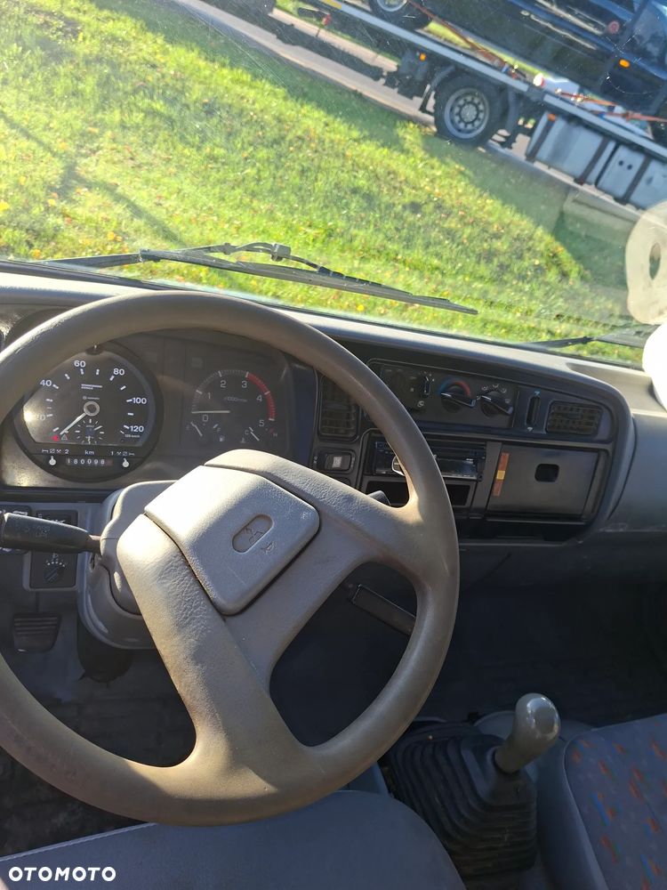 Mitsubishi Canter - 11