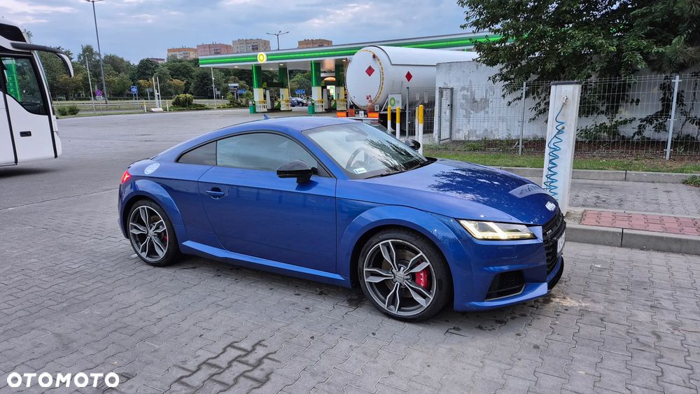 Audi TT S Coupé - 2