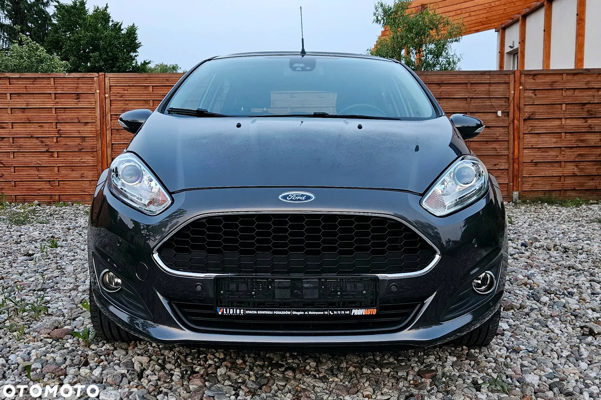 Ford Fiesta 1.0 Champions Edition - 3