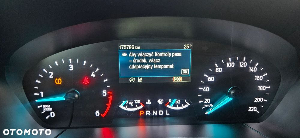Ford Kuga 1.5 EcoBlue TITANIUM - 12