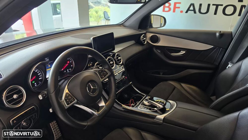 Mercedes-Benz GLC 220 d 4Matic 9G-TRONIC AMG Line - 44