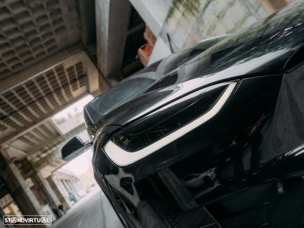 Tesla Model X 100D - 22