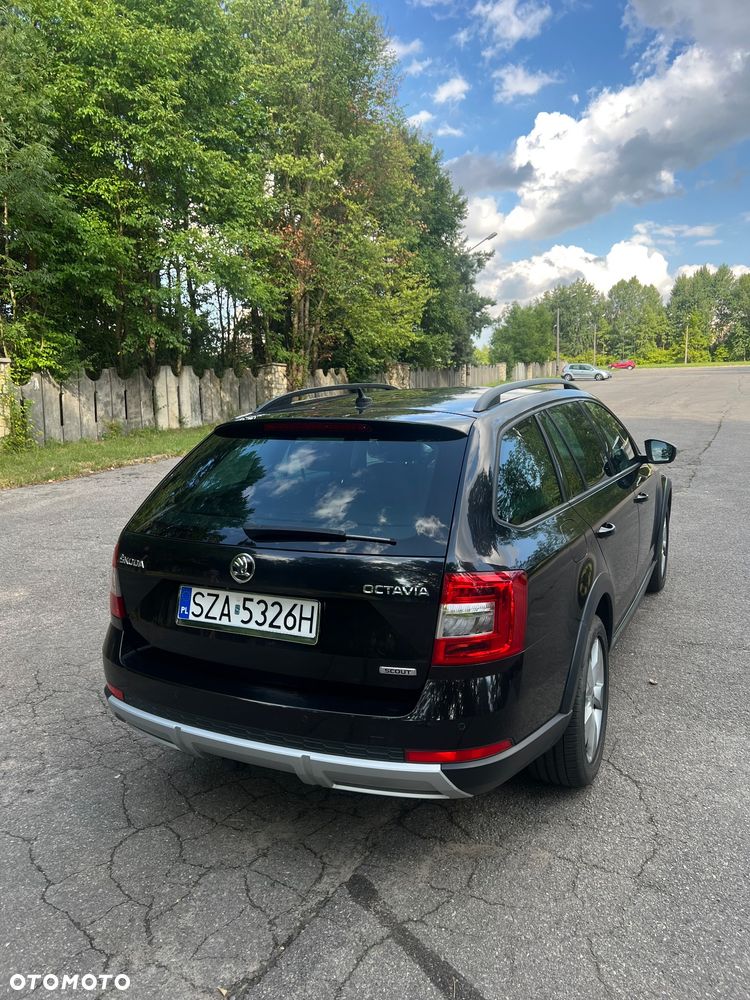 Skoda Octavia 2.0 TDI 4x4 DSG Scout - 9
