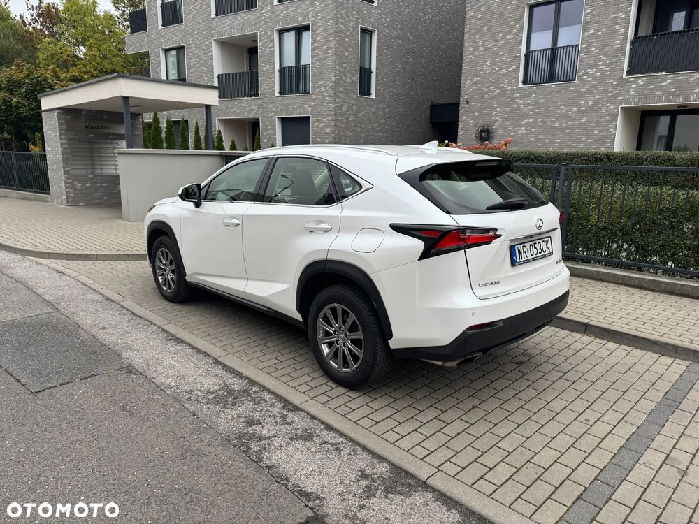 Lexus NX 200t Elite AWD - 3