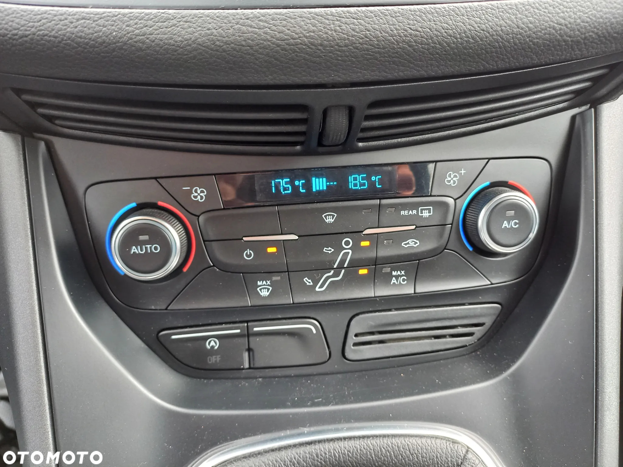 Ford C-MAX - 24