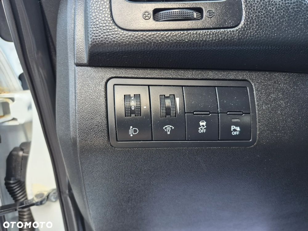 Kia Venga - 16