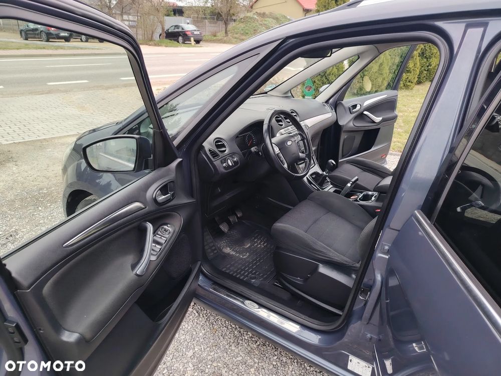 Ford Galaxy 2.0 TDCi Platinium X - 24