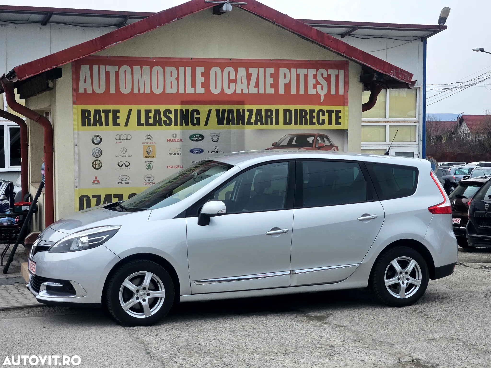 Renault Grand Scenic - 5