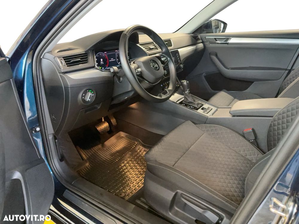 Skoda Superb 2.0 TDI DSG Ambition - 9