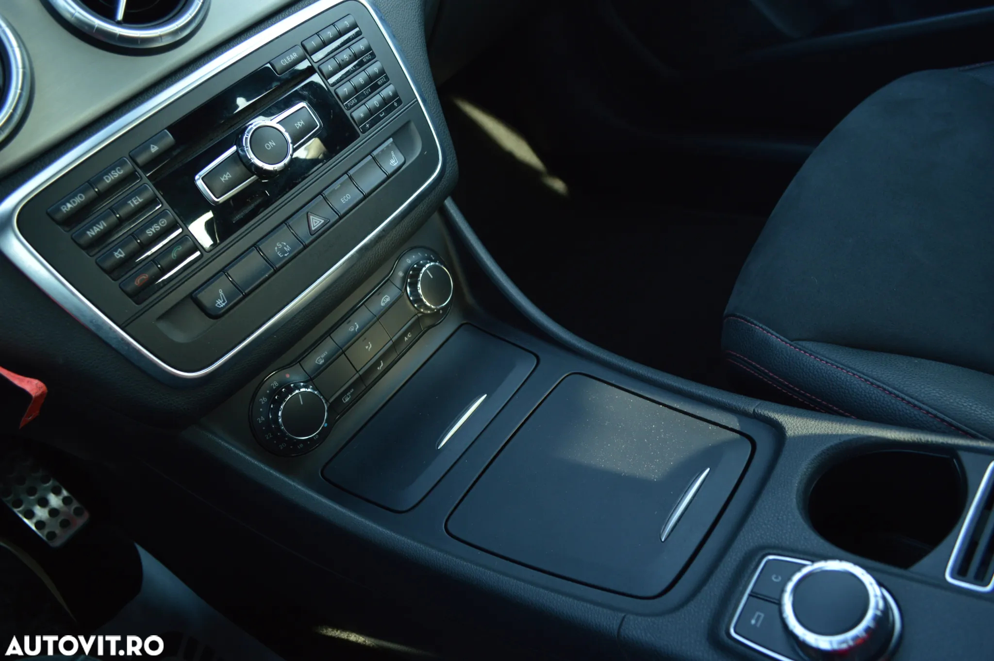 Mercedes-Benz CLA 250 7G-DCT AMG Line - 26