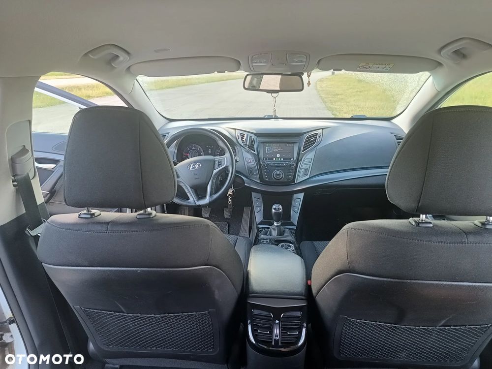 Hyundai i40 1.7 CRDi Comfort - 24