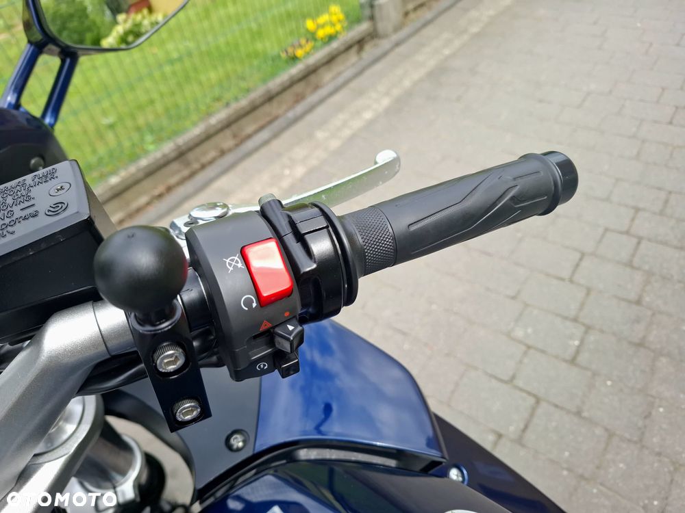 Yamaha FJR - 12