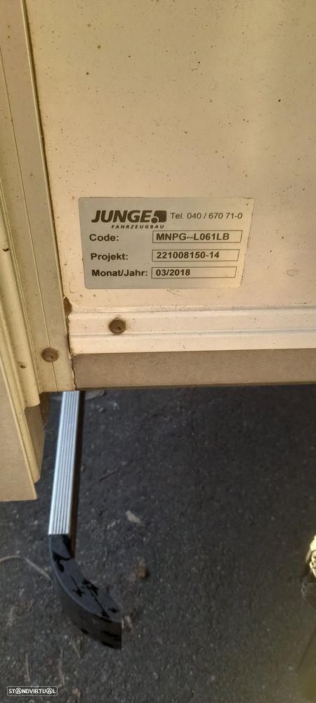 Mitsubishi CANTER - 11