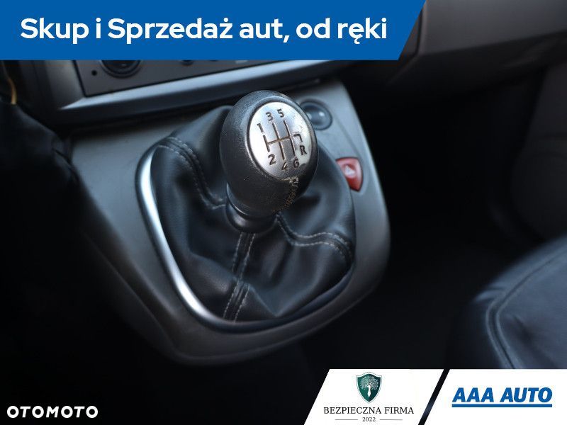 Renault Grand Scenic - 15