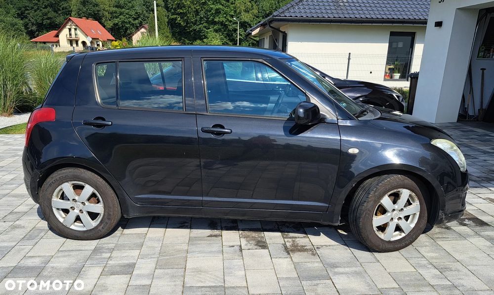 Suzuki Swift 1.3 Comfort - 4