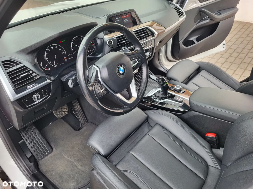 BMW X1 - 10
