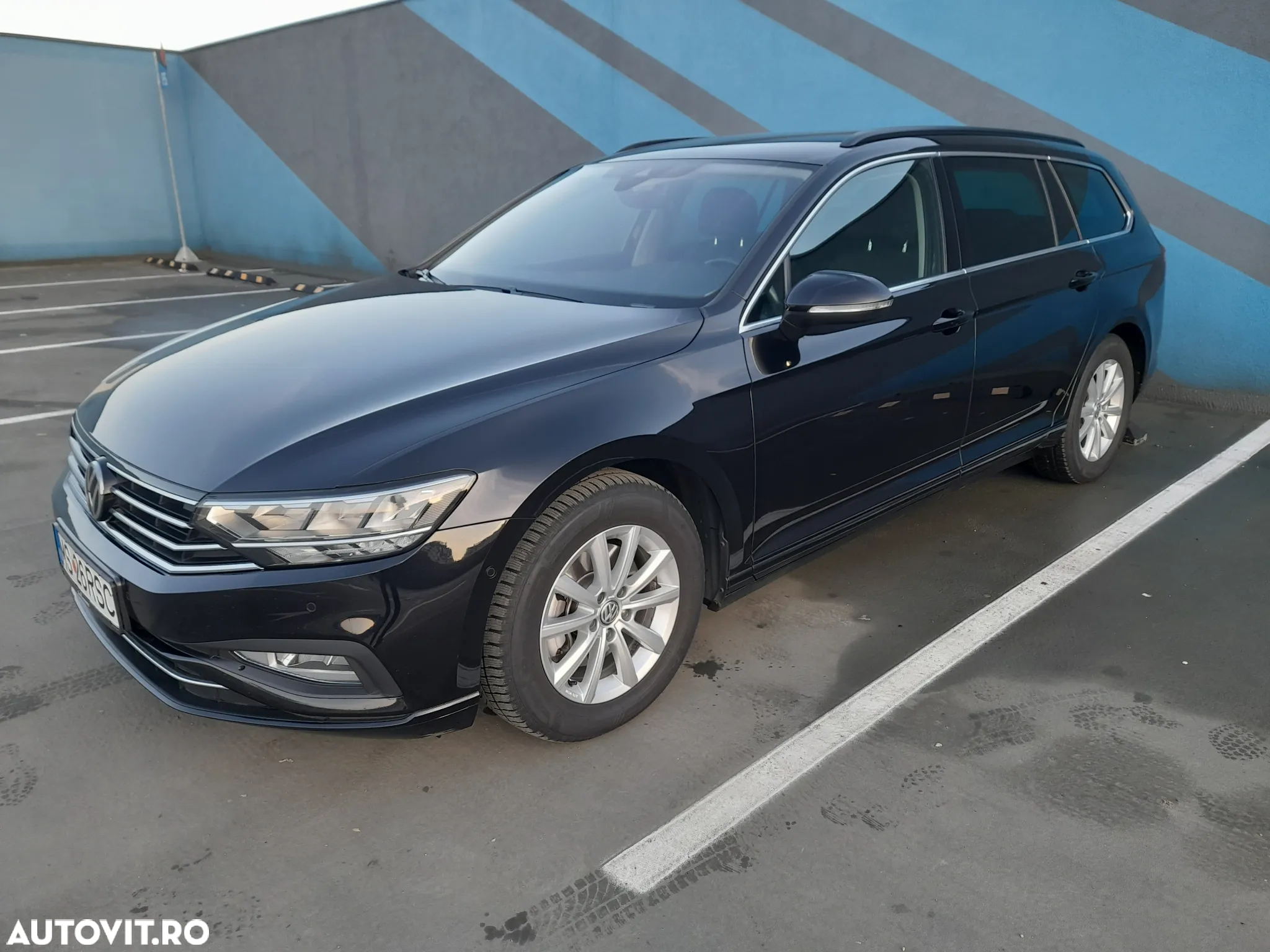 Volkswagen Passat Variant 2.0 TDI DSG Highline - 15