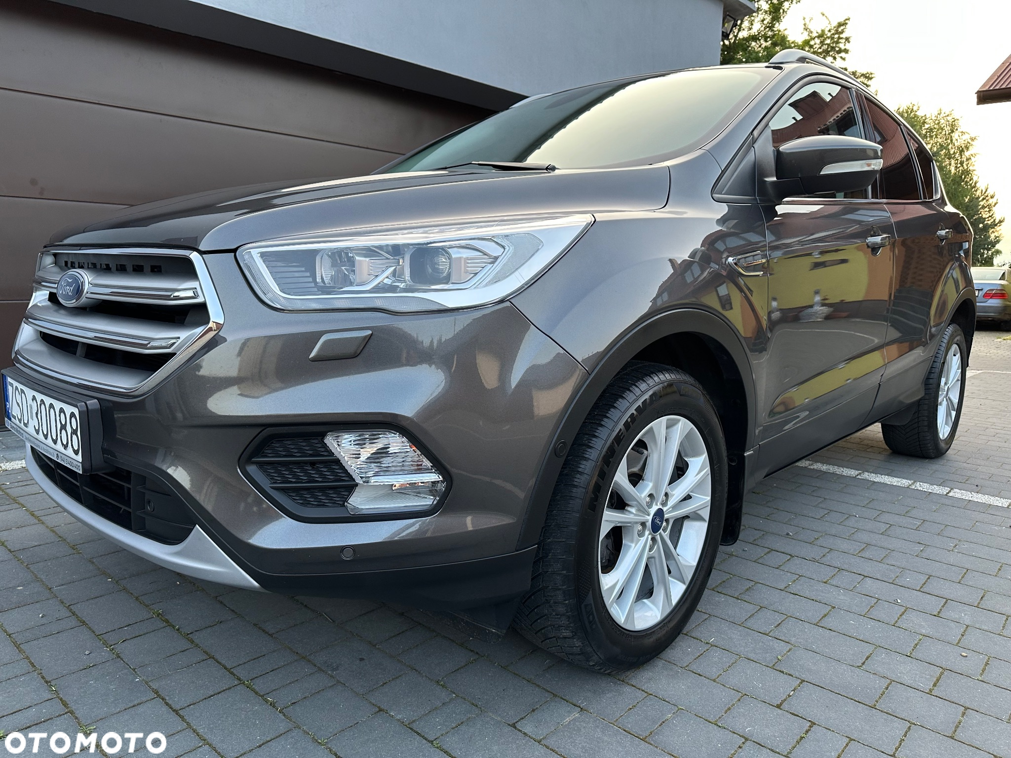 Ford Kuga 1.5 EcoBoost FWD Titanium ASS MMT6 - 12