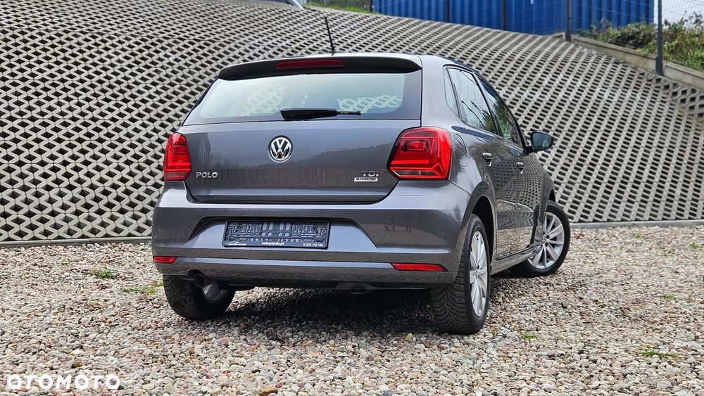 Volkswagen Polo 1.4 TDI (Blue Motion Technology) Comfortline - 25