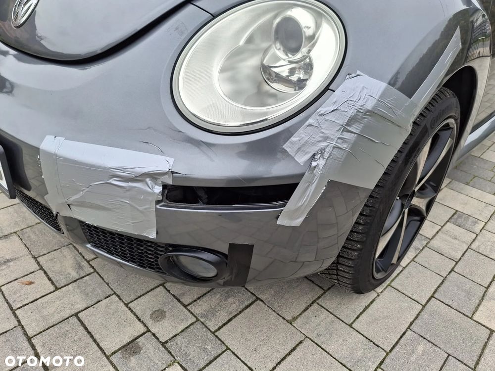 Volkswagen New Beetle - 13