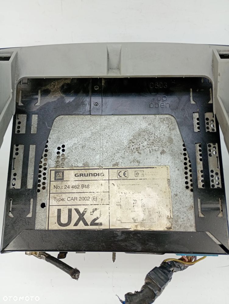 radio grundig ramka obudowa konsoli opel vivaro A - 6