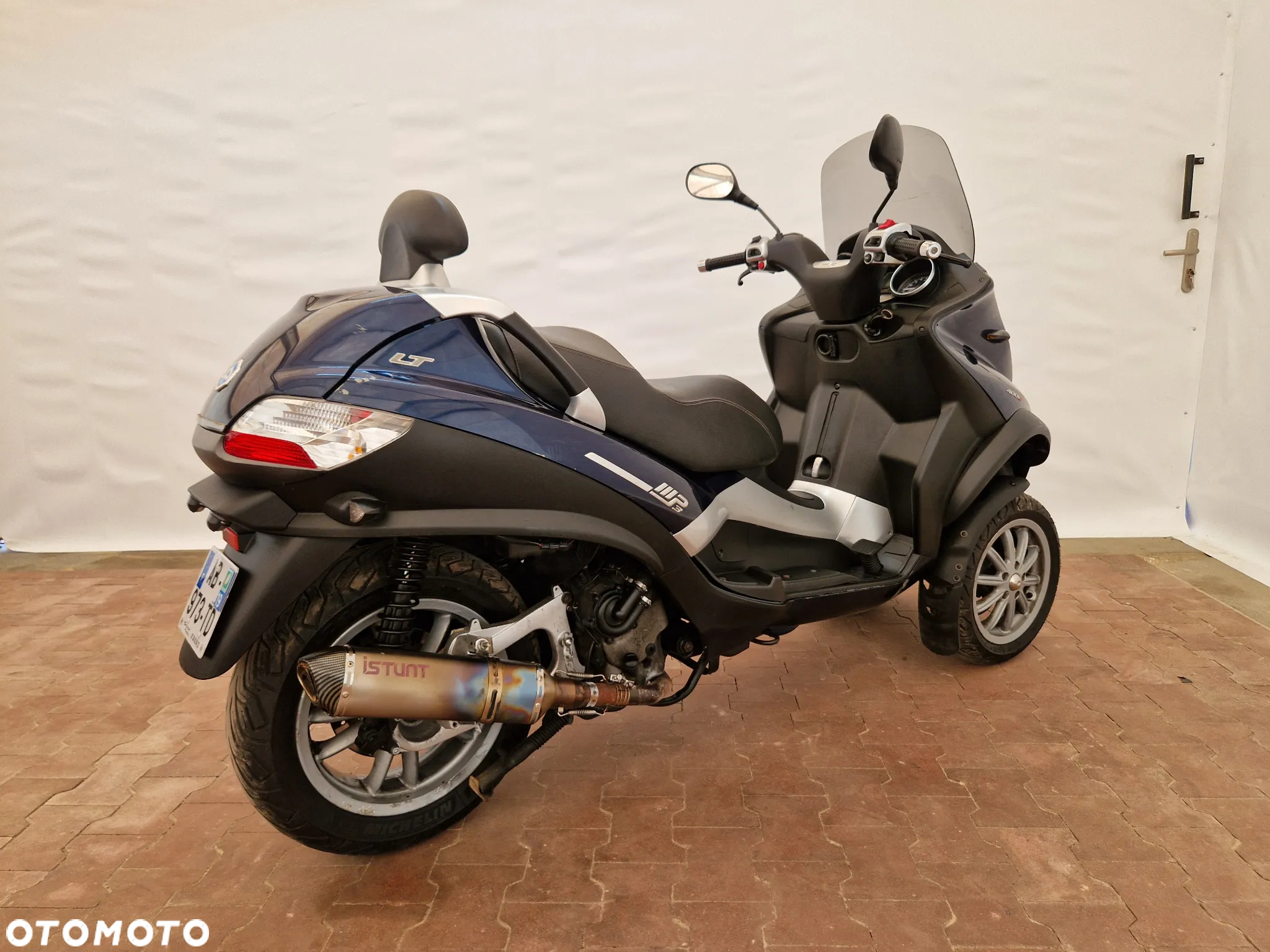 Piaggio MP-3 - 14