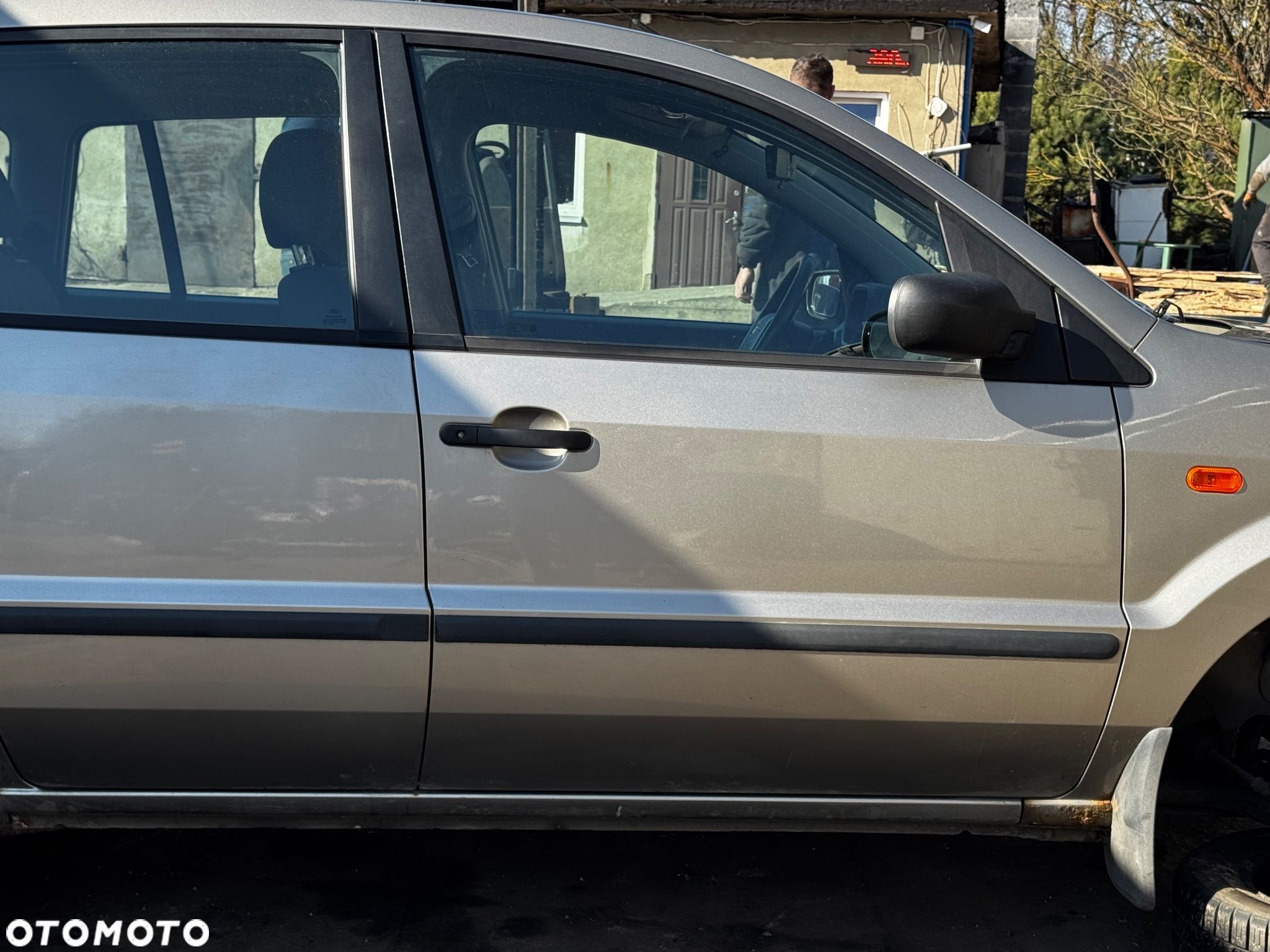DRZWI PRZEDNIE PRAWE FORD FUSION JU2 - 1