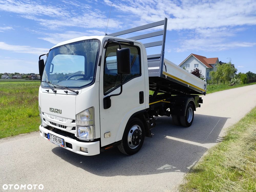 Isuzu N 35 - 2