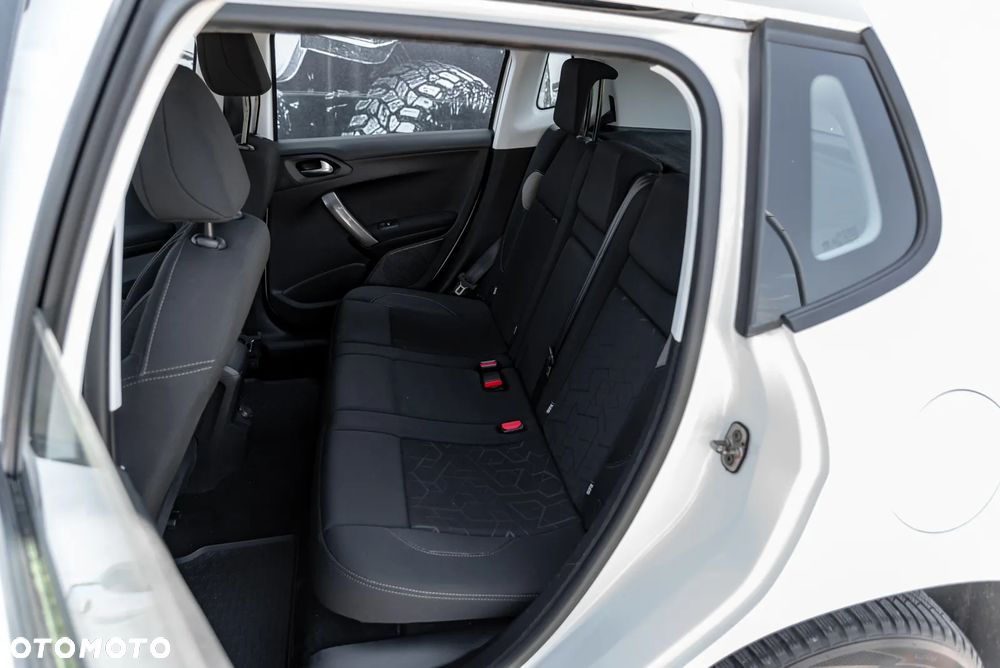 Peugeot 2008 PureTech 82 Active - 18
