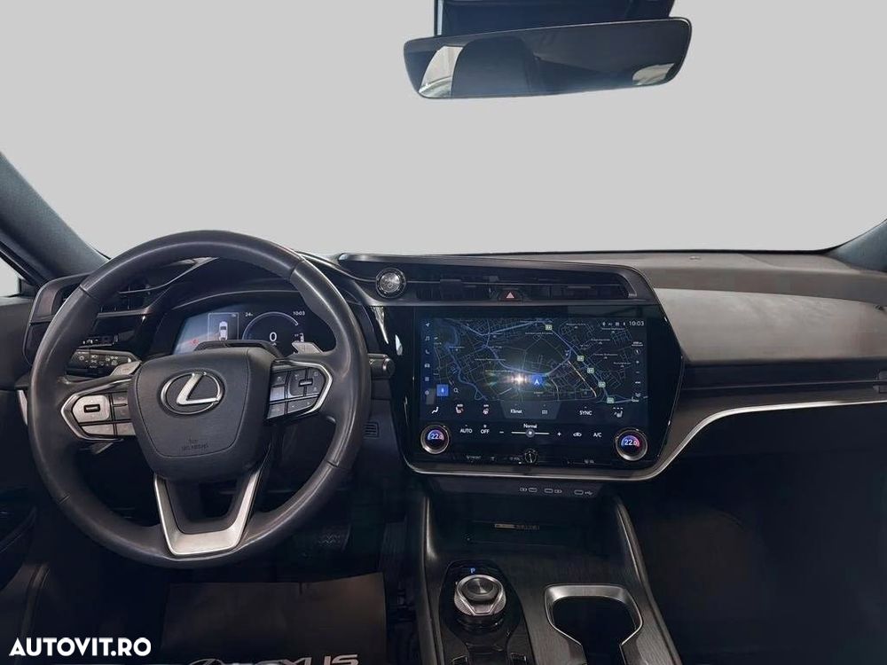 Lexus RZ 450e Executive Line - 8