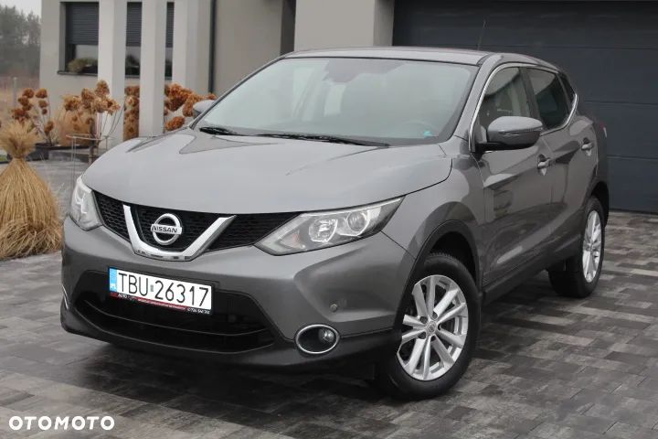Nissan Qashqai - 1