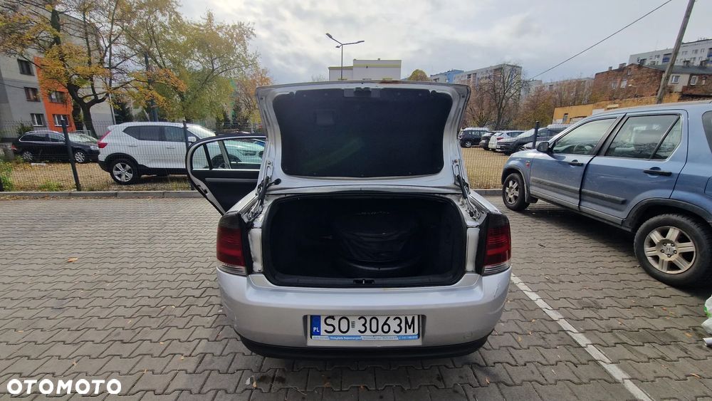 Opel Vectra 1.8 Comfort - 15