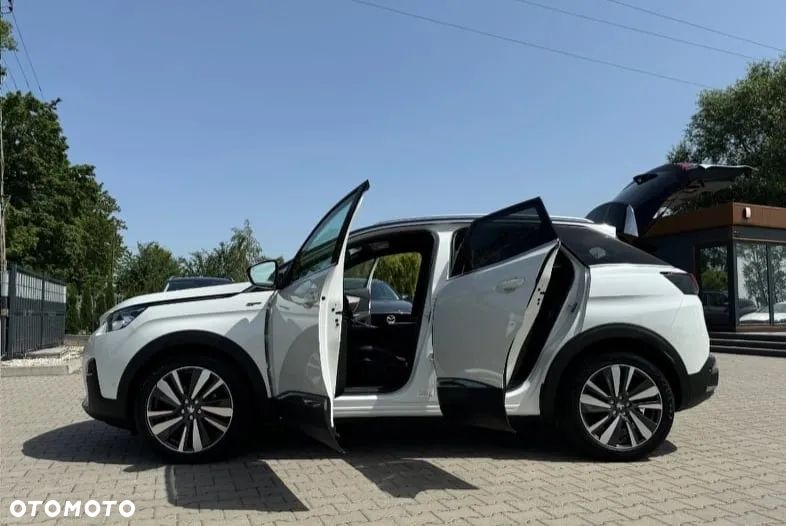 Peugeot 3008 BlueHDi 180 Stop & Start EAT8 Crossway - 23