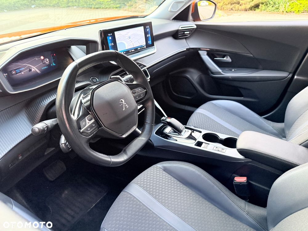 Peugeot 2008 BlueHDi 130 EAT8 Allure Pack - 14