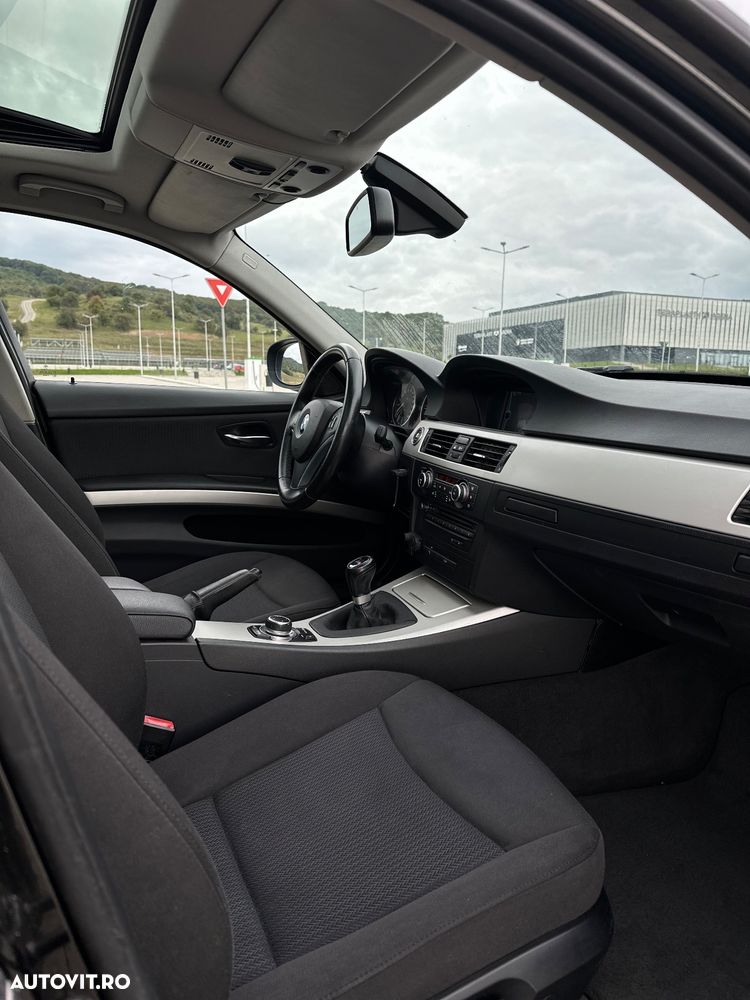 BMW Seria 3 318d - 10