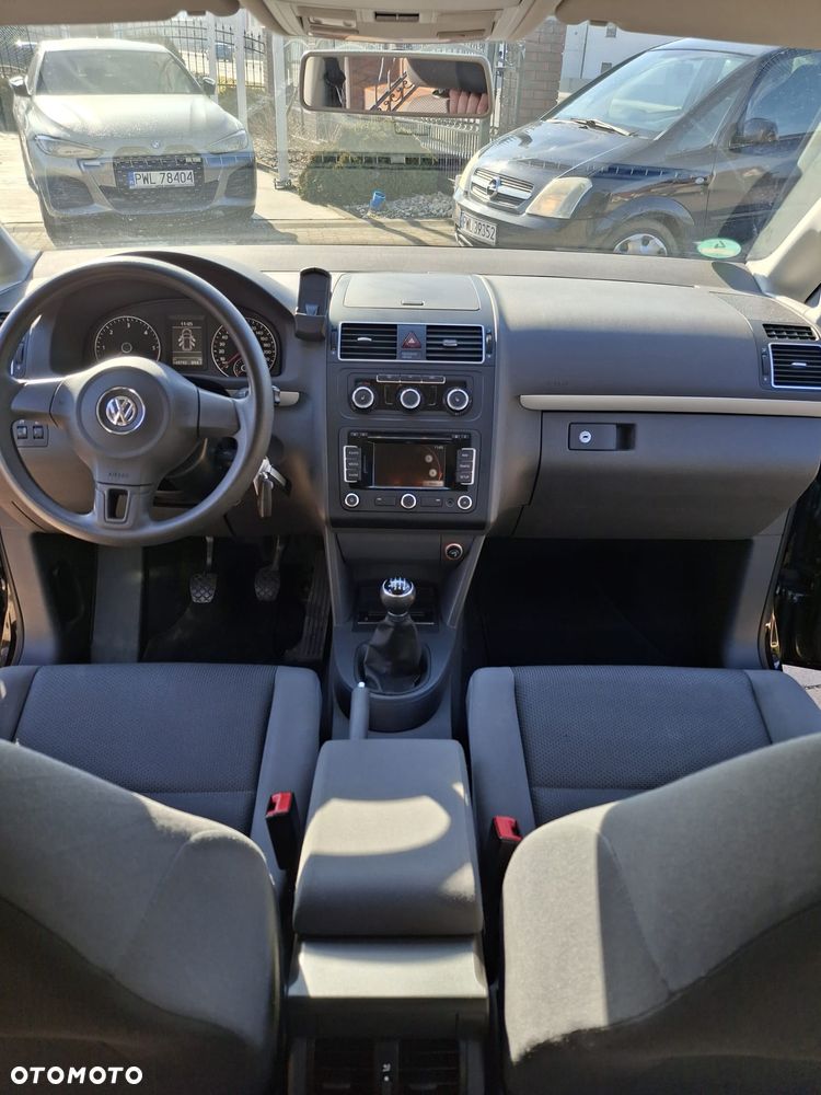 Volkswagen Touran - 20