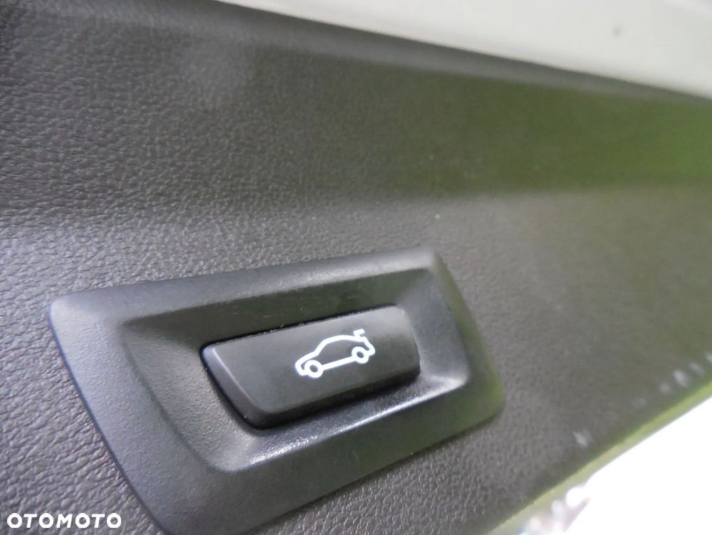 BMW X3 xDrive30i Advantage - 22